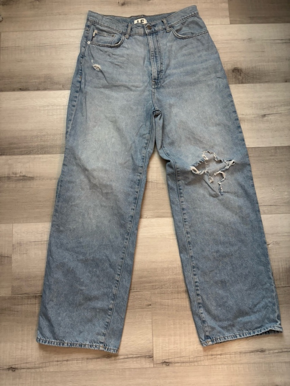 Lovers + Friends Distressed Straight Wide Leg Jeans Size 31 Light Wash